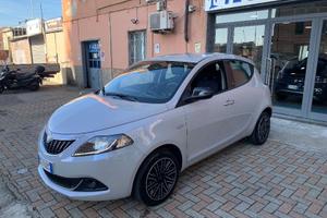 Lancia Ypsilon 1.0 FireFly 5 porte S&S Hybrid Ecoc