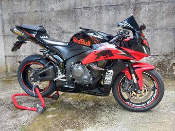 cbr 600rr  