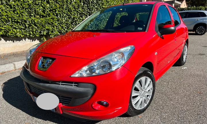 Peugeot 206+ 1.1 Benz Euro5 OK Neopatentati