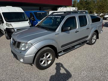 PICK UP NISSAN NAVARA DOPPIA CABINA 2.5DCI