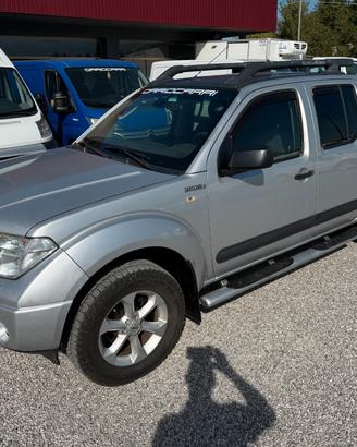 PICK UP NISSAN NAVARA DOPPIA CABINA 2.5DCI