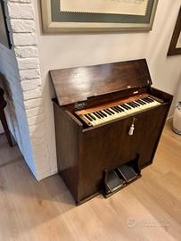 Armonium a pedale Casa musicale ECO milano