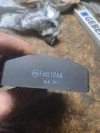 Regolatore tensione r1 2004 e 2008