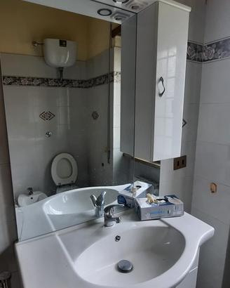 MOBILE BAGNO LAVANDINO