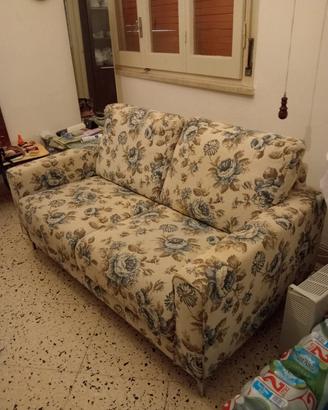  divano in tessuto lavabile, due posti. 