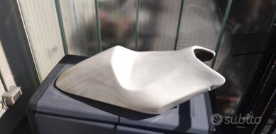 Codone monoposto per moto sportiva 