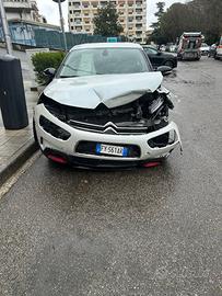 Citroen C4 cactus 1.5 incidentata