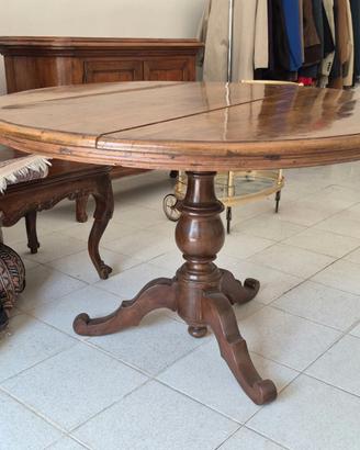 Tavola rotonda con 6 sedie