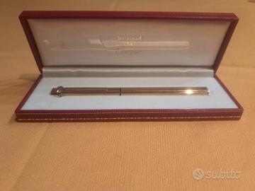 Le must de cartier penna in oro