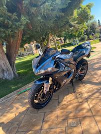 Yamaha yzf-r1