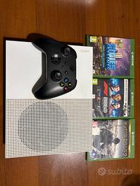 Xbox one S 500gb + controller series + 3 giochi