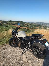 Honda cb500f-12000km-bauletto givi