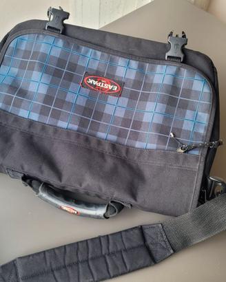 Borsa da lavoro Eastpak nera