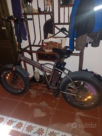bicicletta elettrica M1 PLUS  BATTERIA 20%