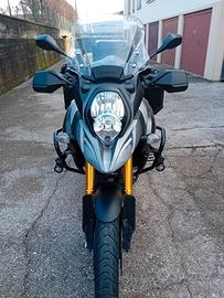 Suzuki V strom