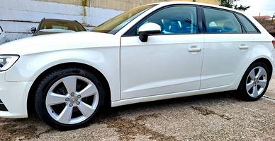 A3 SPB 2.0 TDI Ambition 150CV