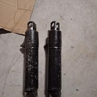 Martinetti idraulici supplementari