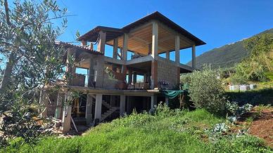 Villa di 150 m² con 5 locali a Piglio