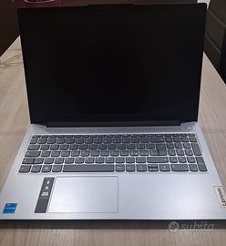 Lenovo IdeaPad Slim 3 Notebook 15" FHD 8GB RAM