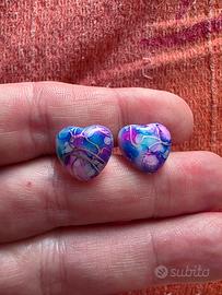 Orecchini a cuore colorati