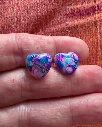 Orecchini a cuore colorati