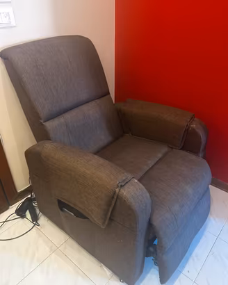 Poltrona relax elettrica reclinabile massaggiante