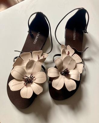 Lola Cruz sandali fiore NUOVI