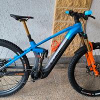 cube stereo Hybrid 140 action team TG.M  29  750