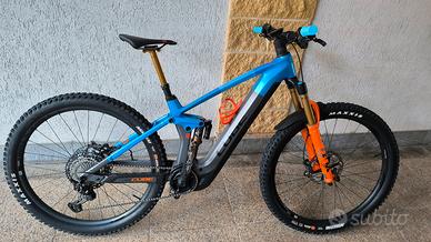 cube stereo Hybrid 140 action team TG.M  29  750