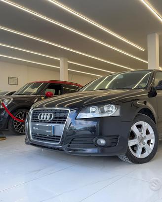 Audi A3 1.6 tdi Ambiente 90cv okneopatentati