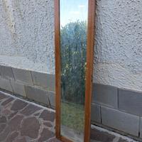 specchio di vecchio armadio 