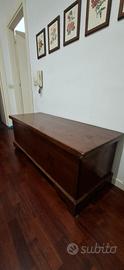 Cassapanca in legno