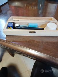 Elegante astuccio in legno 
