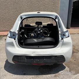 Peugeot 208 2024 Scocca per tagliate