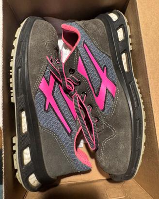 Scarpa antinfortunistica UPower numero 38