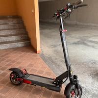 Monopattino M4pro (no chiave e no batteria