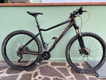 Mountain Bike KTM usata pochissimo