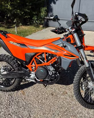 KTM 690 Enduro R
