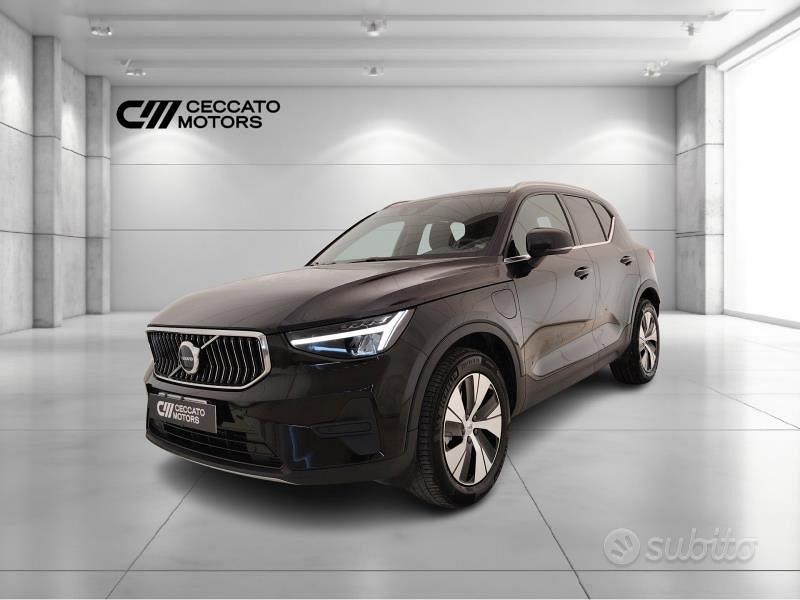 Volvo XC40 (2017-->)
