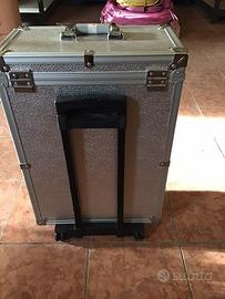 Baule argento porta attrezzature