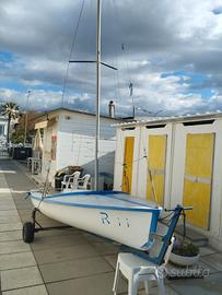 Barca a vela deriva 470