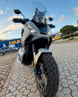 Honda X-ADV750 2026 pari al nuovo, solo 3300 km