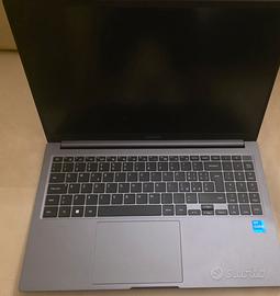 Computer portatile Samsung Book 4