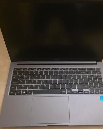 Computer portatile Samsung Book 4