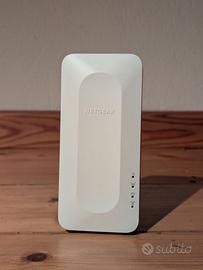 Extender WiFi Netgear EAX12 AX1600