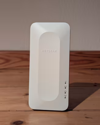 Extender WiFi Netgear EAX12 AX1600