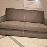 DIVANO LETTO COMLETO DI MATERASSO