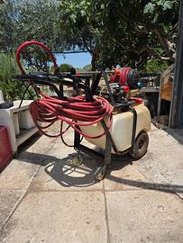 Pompa irroratrice a motore benzina