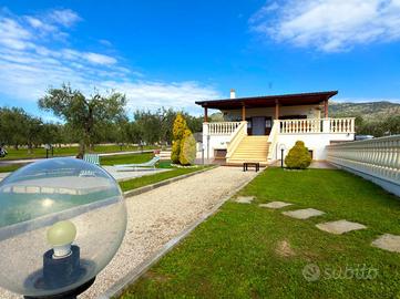 VILLA SINGOLA A MONTE SANT'ANGELO