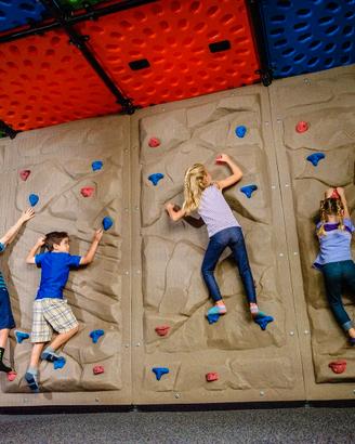 Arrampicate per Bambini per Aree Sportive e Scuole